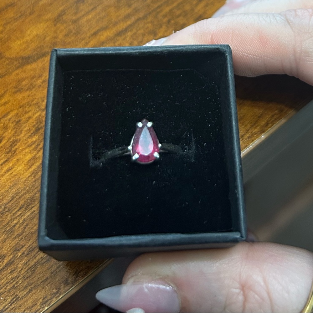 Garnet Teardrop Gemstone Ring - image 1